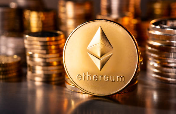 数字双雄的“异途同归”;比特币与以太坊的核心差异与协同未来